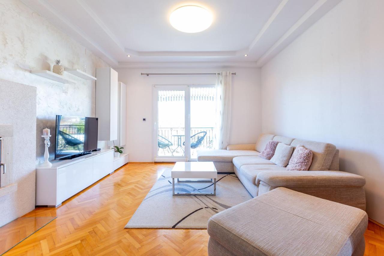 Rs Two Bedroom Apartment Сукошан Экстерьер фото
