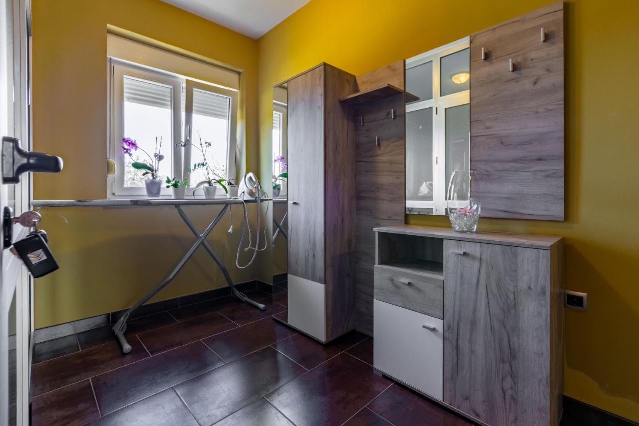 Rs Two Bedroom Apartment Сукошан Экстерьер фото